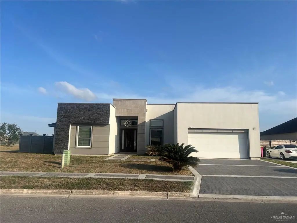 7436 Burr Oak Loop, Brownsville