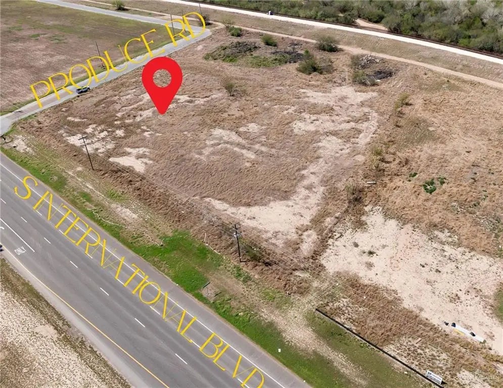 International Boulevard, Hidalgo