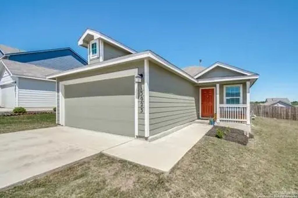 13923 Silos Drive, San Antonio