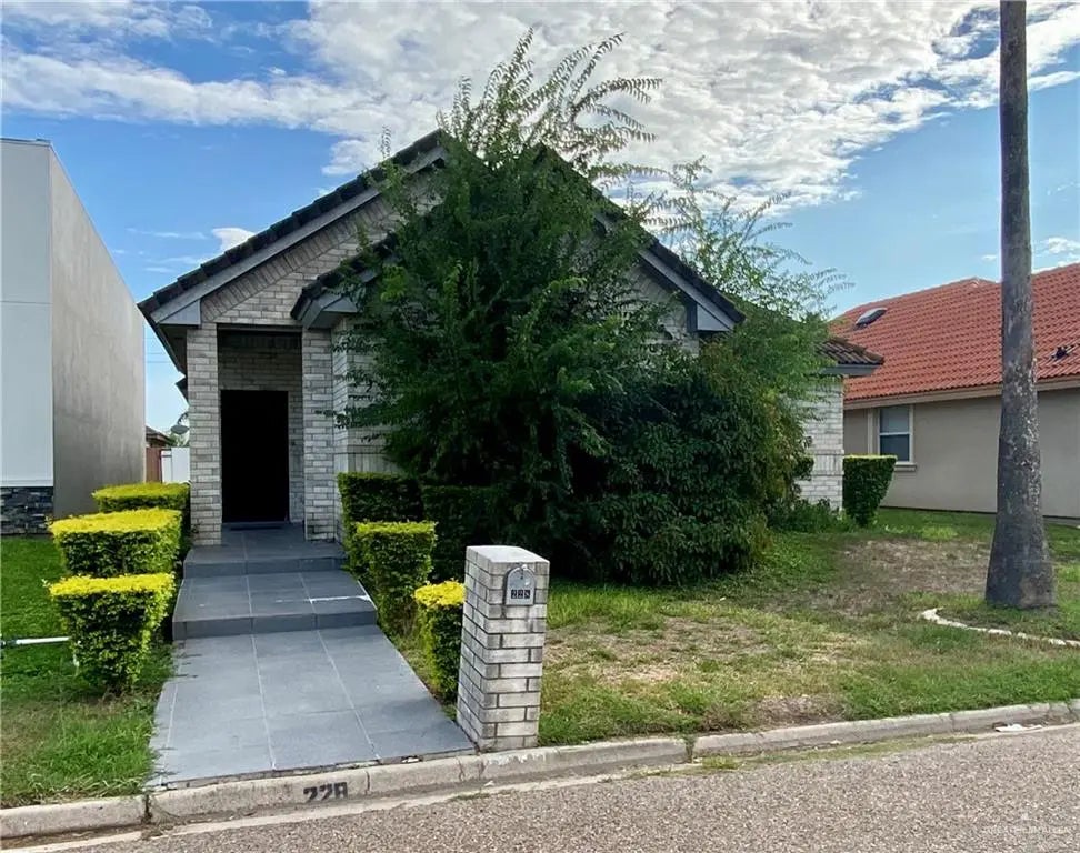 228 San Jacinto Street, Mission