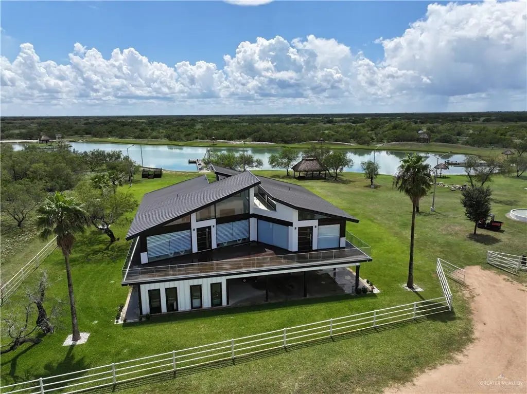 600 Cr 305 Road, Encino