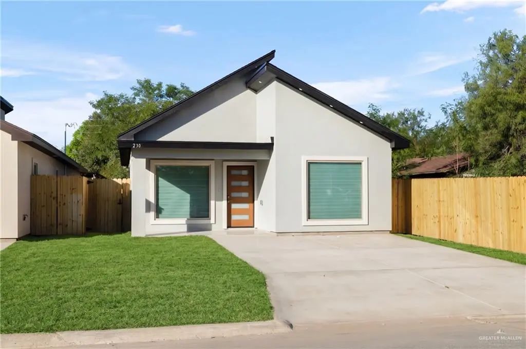 230 W Longoria Drive, Pharr