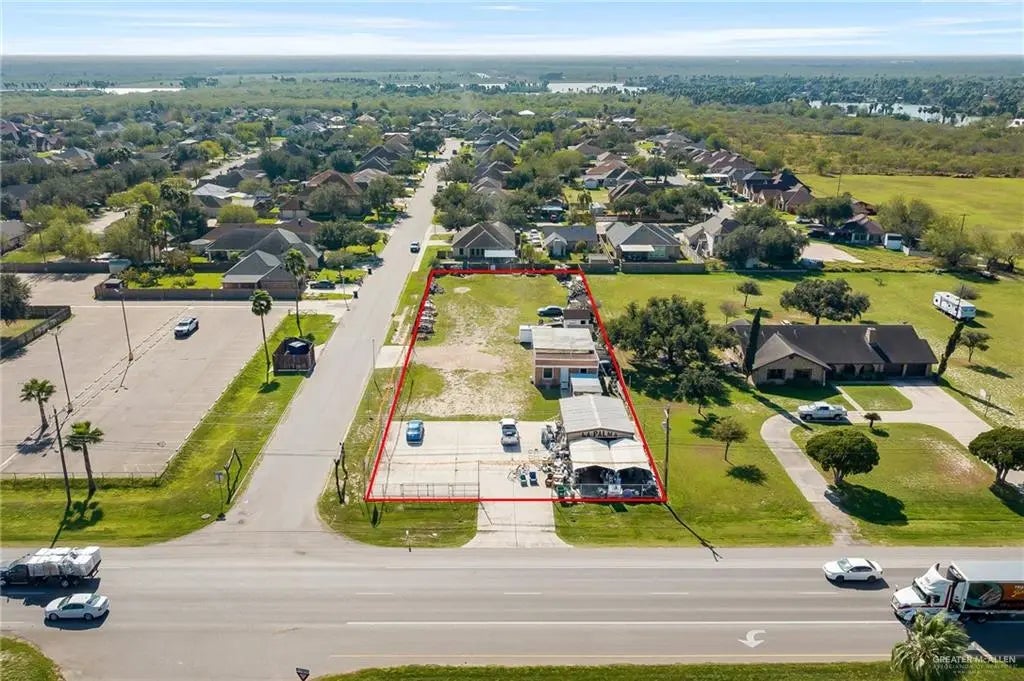 704 Expressway 83, La Joya