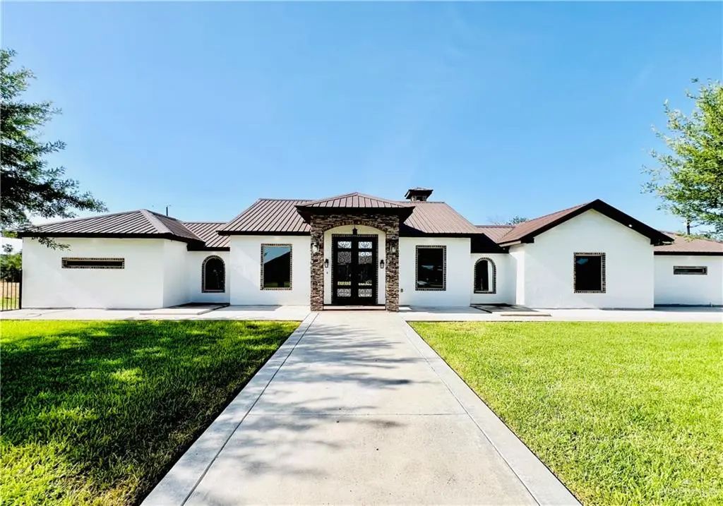 208 E Esperanza Avenue, Mission