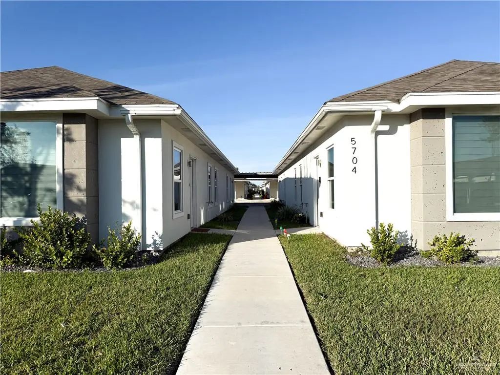 5704 Puffin Avenue 4, McAllen