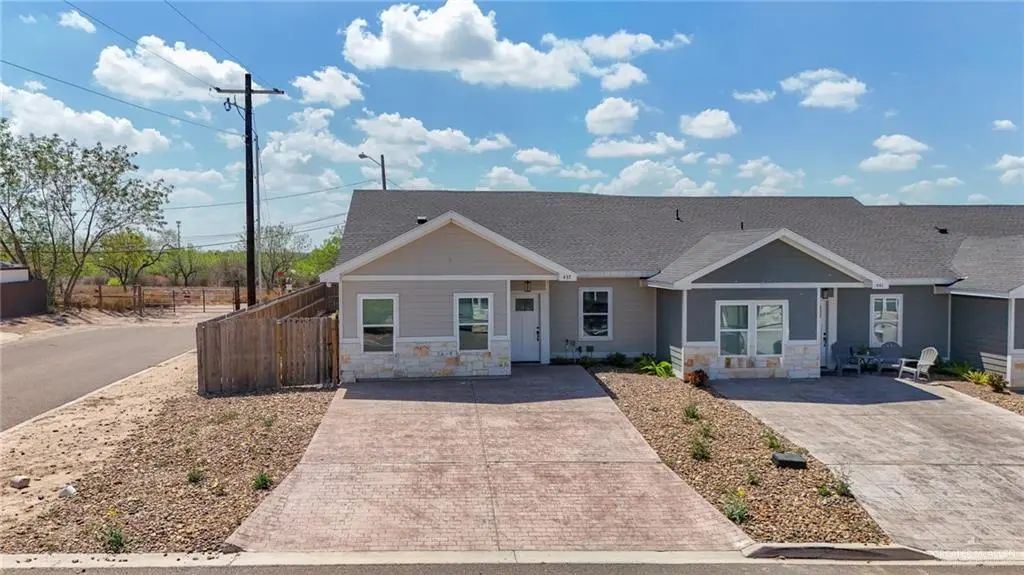424 San Mateo Avenue, La Joya