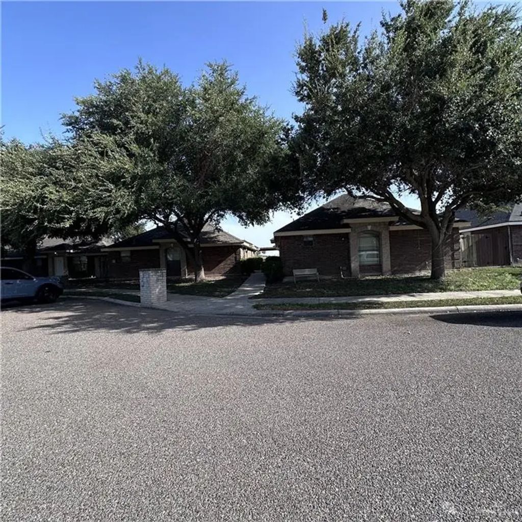 1101 Pecan Street, Pharr