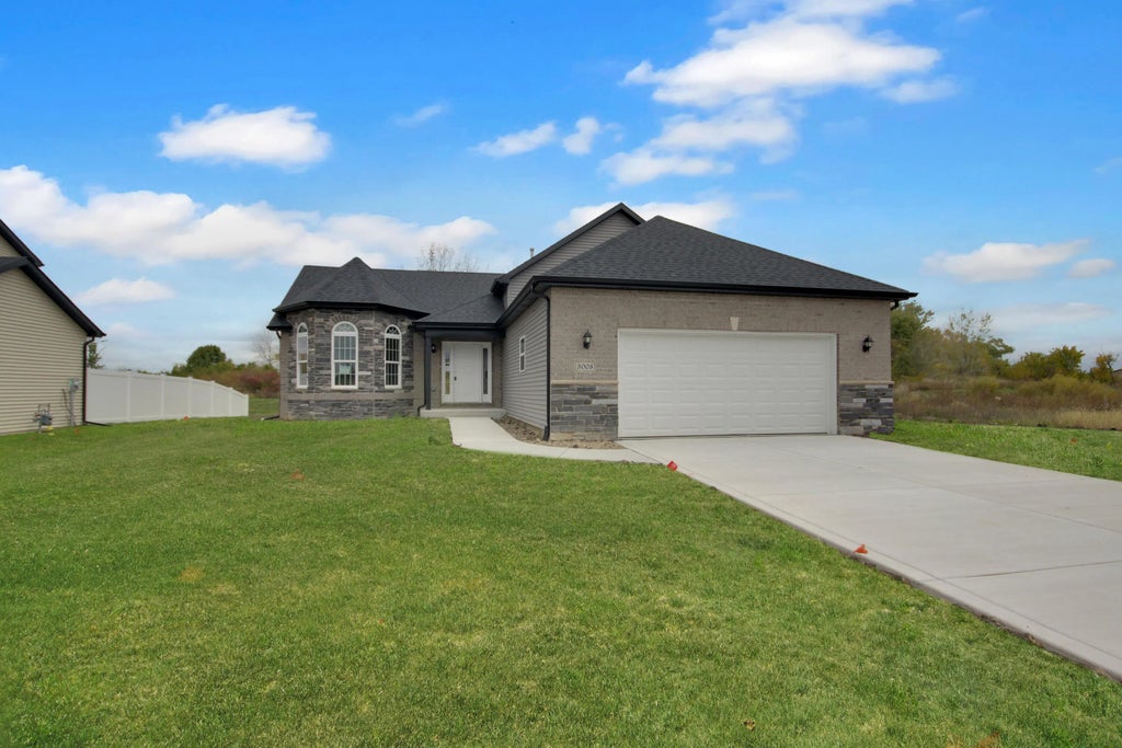 3008 W 82nd Place, Merrillville