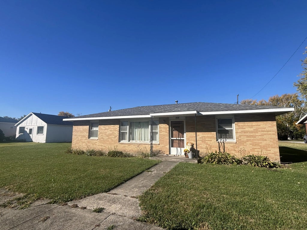 606 N Race Street, Monon