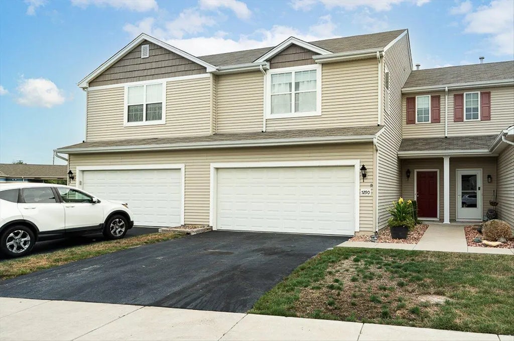 5290 Platinum Drive, Lowell