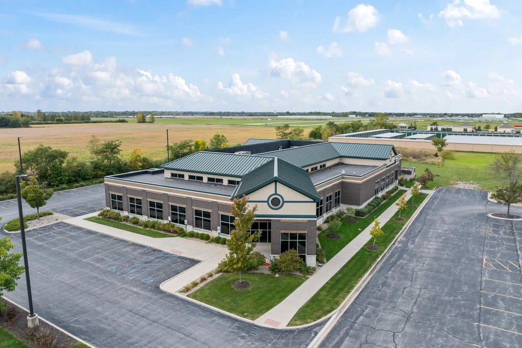 9404 Margo Lane, Munster