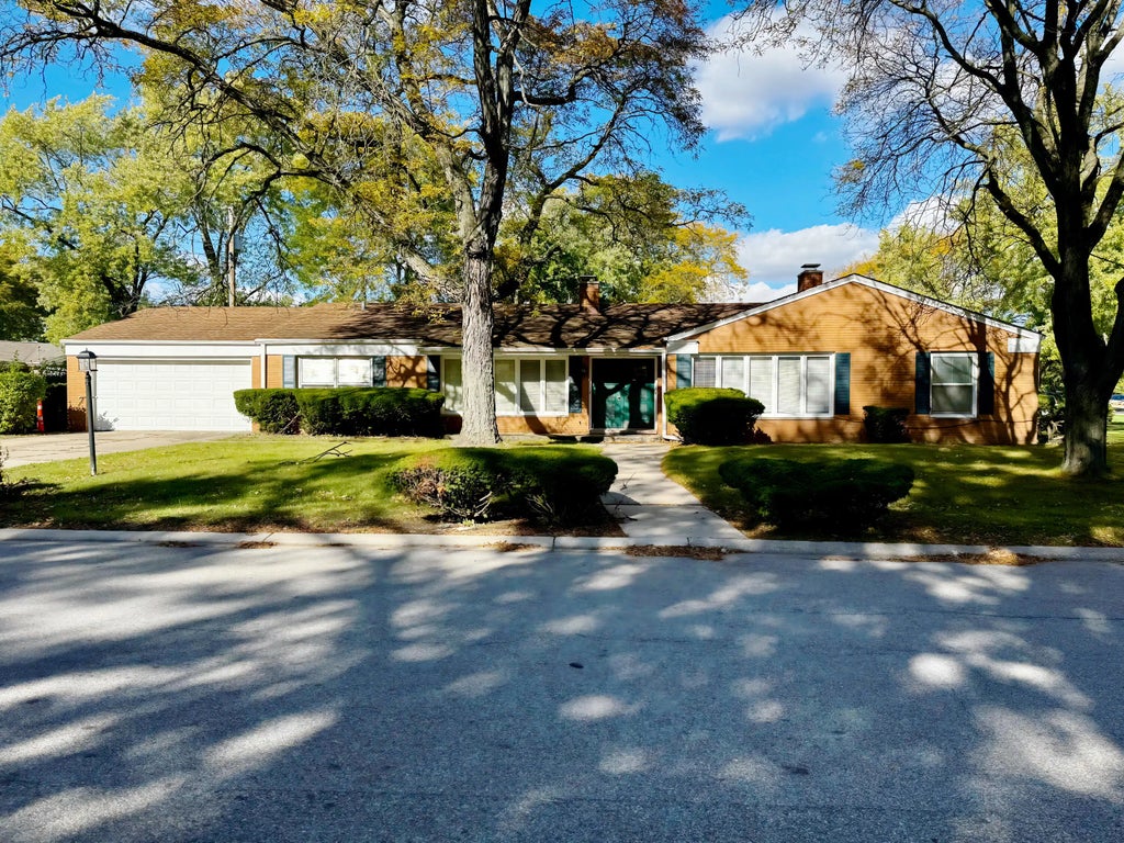 2306 W 65th Avenue, Merrillville