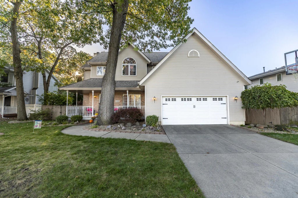 236 N Elgin Street, Griffith