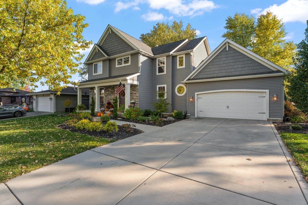 4149 Oakmont Court, Crown Point