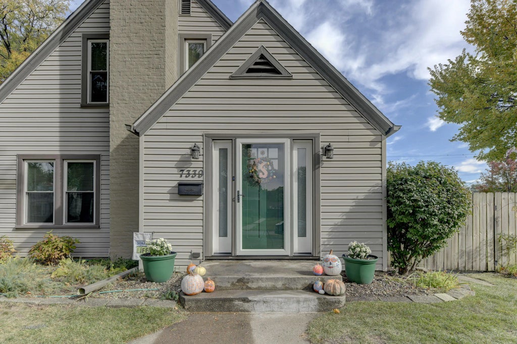 7339 Magoun Avenue, Hammond