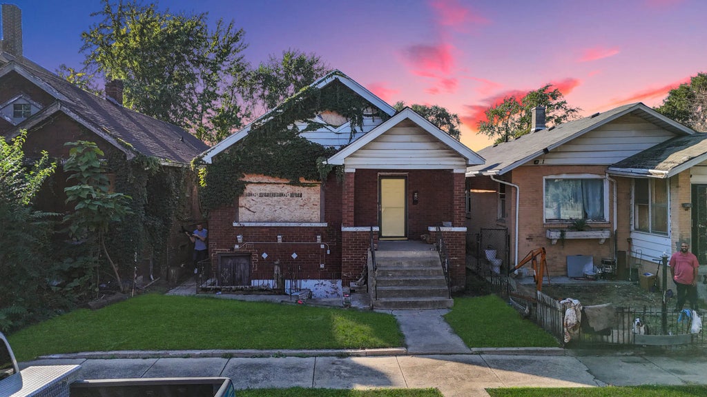 1384 Harrison Street, Gary