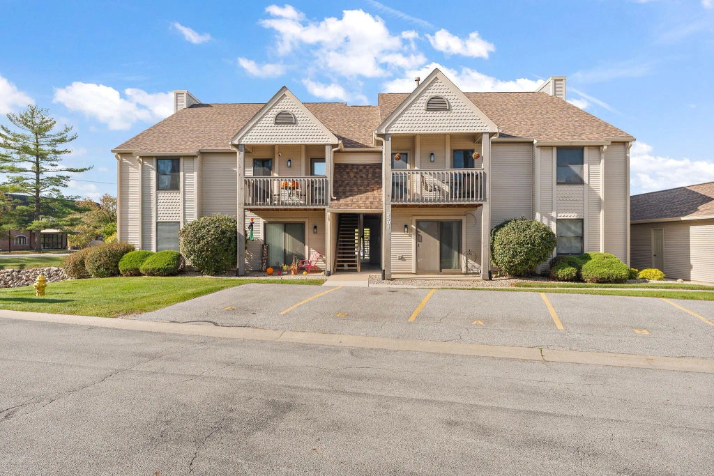 3501 Timberbridge Drive F, Valparaiso