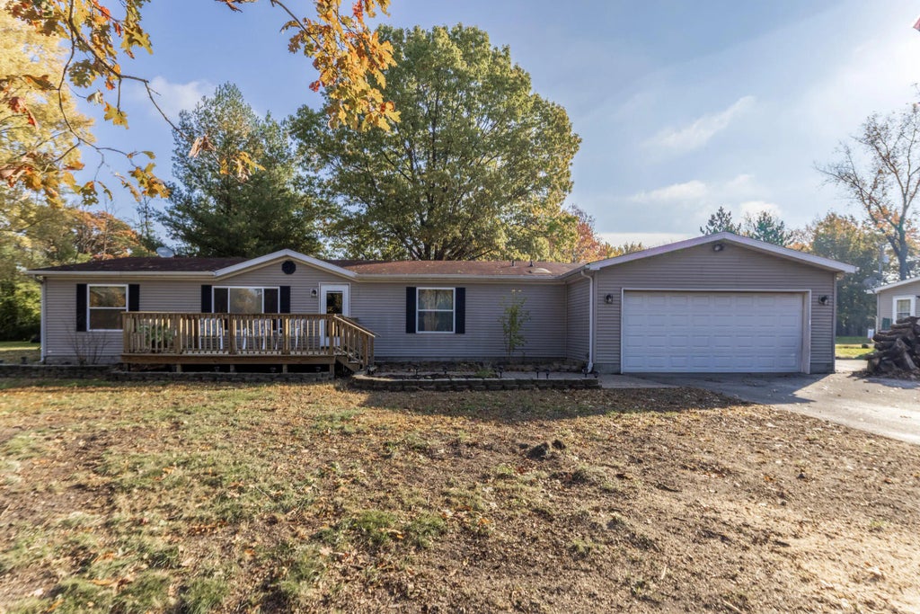 11327 N 550 E 7, DeMotte