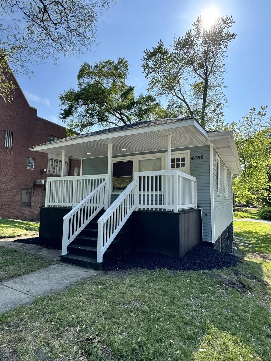 4256 Washington Street, Gary