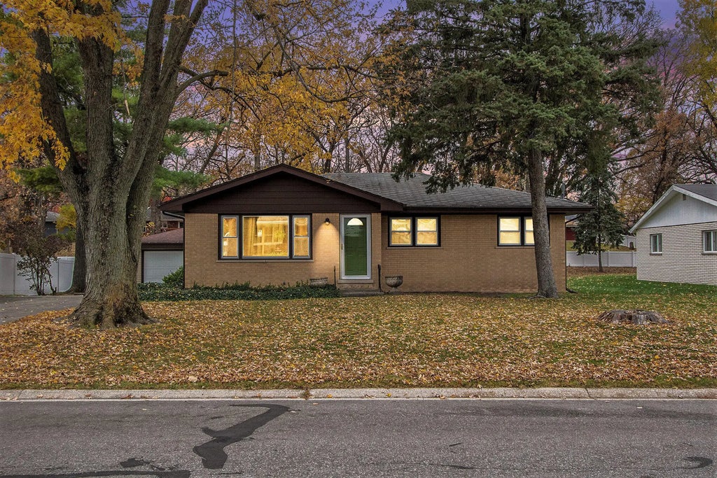 2238 Meadow Lane, Schererville