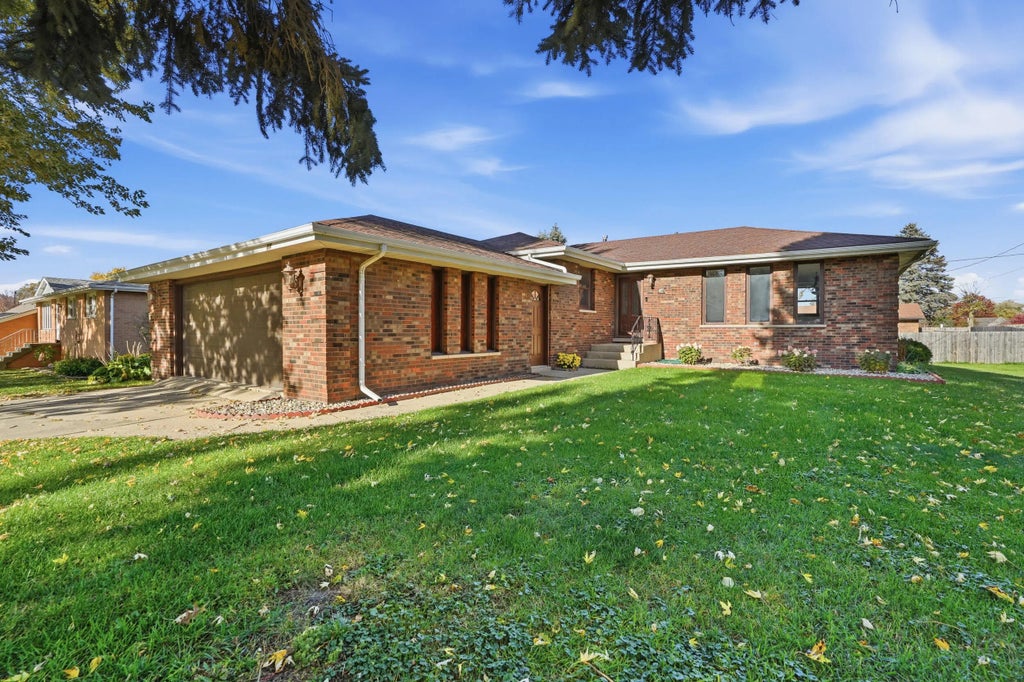 14 Helena Drive, Schererville