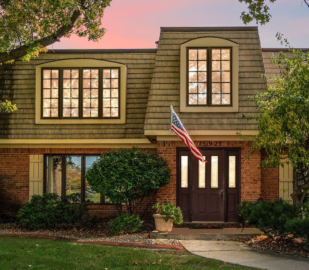 1521 Maple Place 1521, Schererville