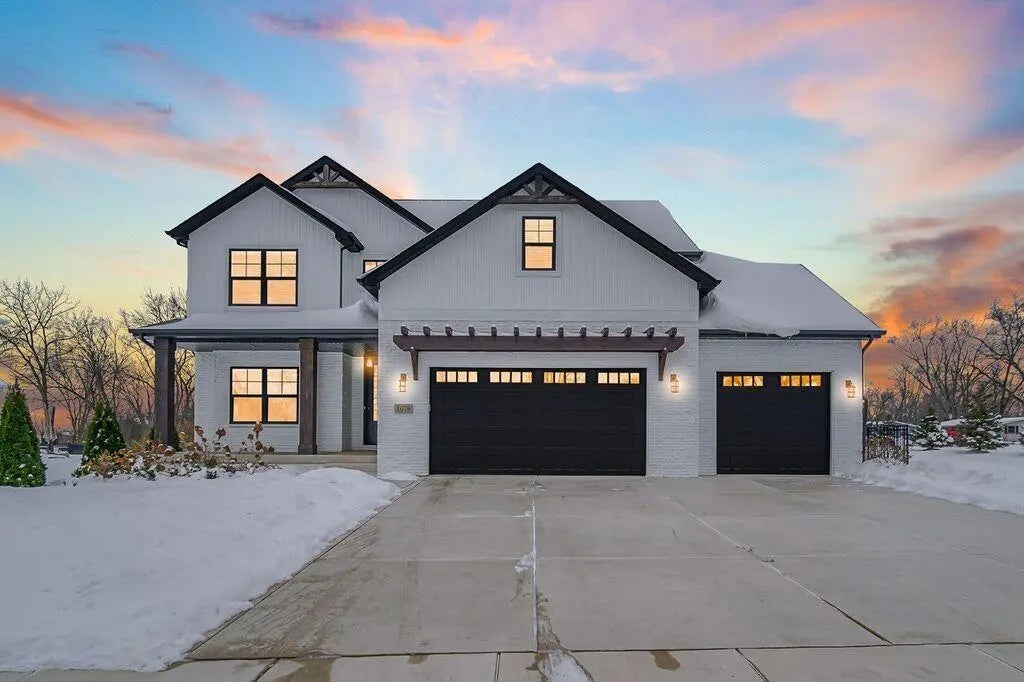 1079 Kleven Lane, Crown Point