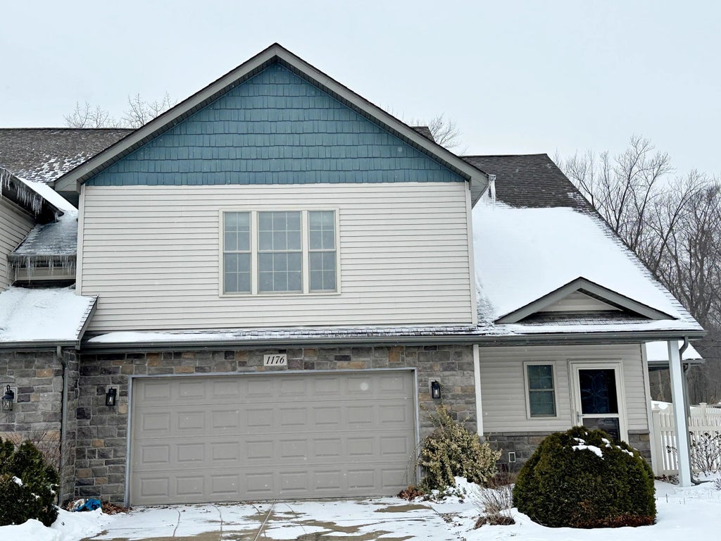 1176 Sawgrass Drive, Griffith