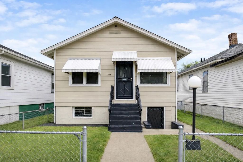 2279 Connecticut Street, Gary
