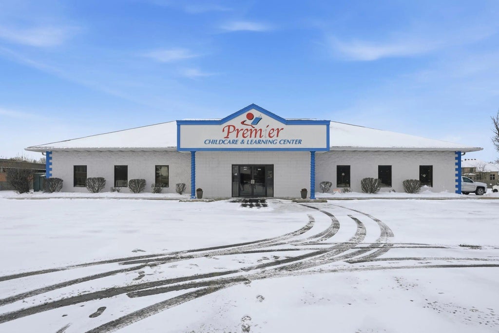 1100 Eagle Ridge Drive, Schererville