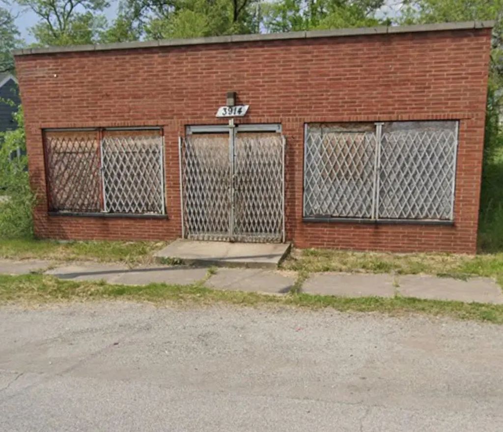 3906 W 11th Avenue, Gary