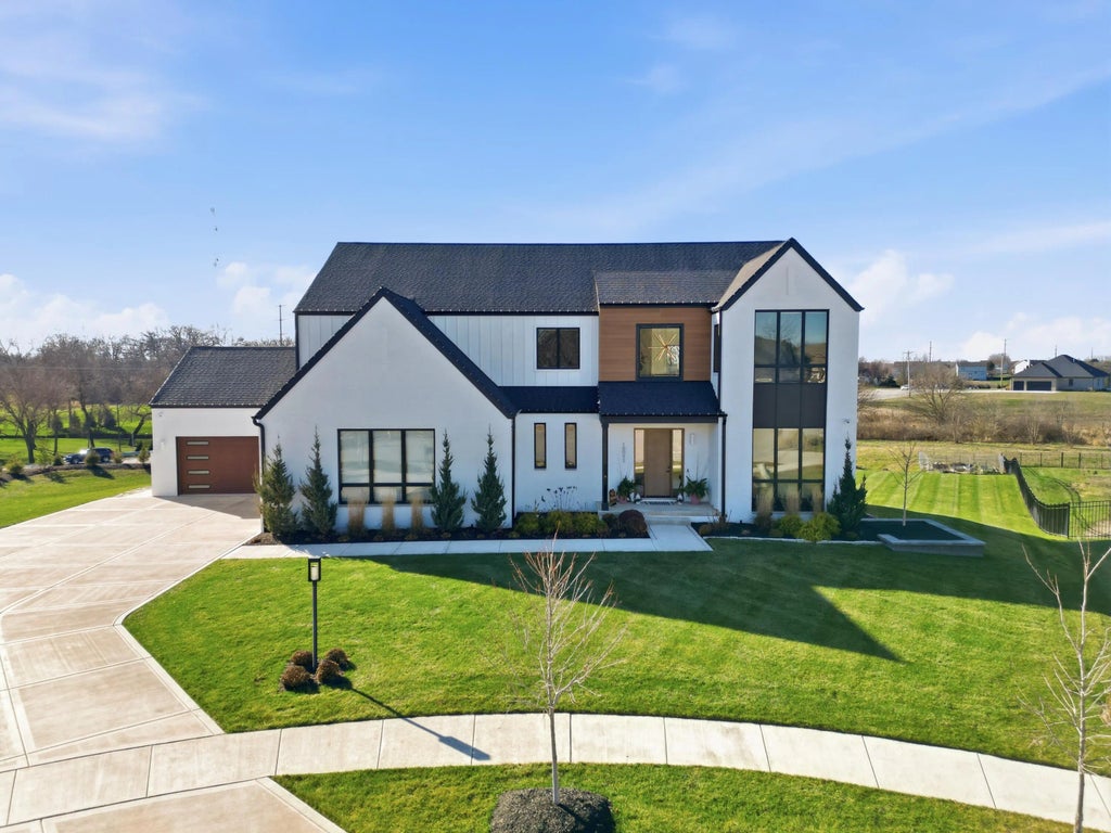 10092 Tall Grass Trail, St. John