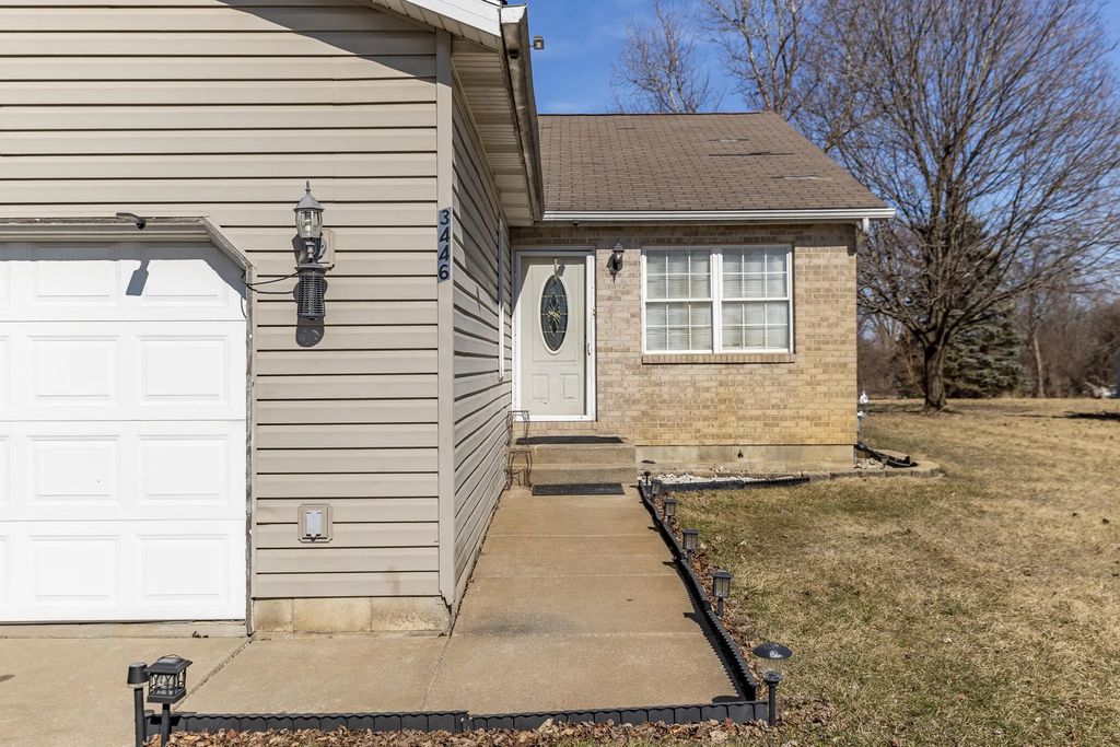 3446 E 69th Avenue, Merrillville