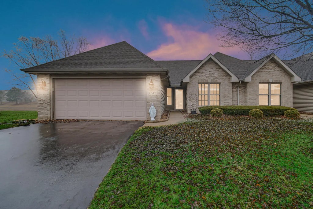 1517 Rosewood Lane, Schererville