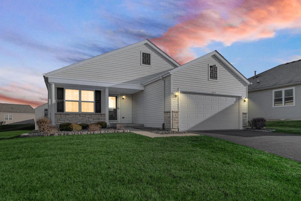 13679 Blue Springs Court, Dyer