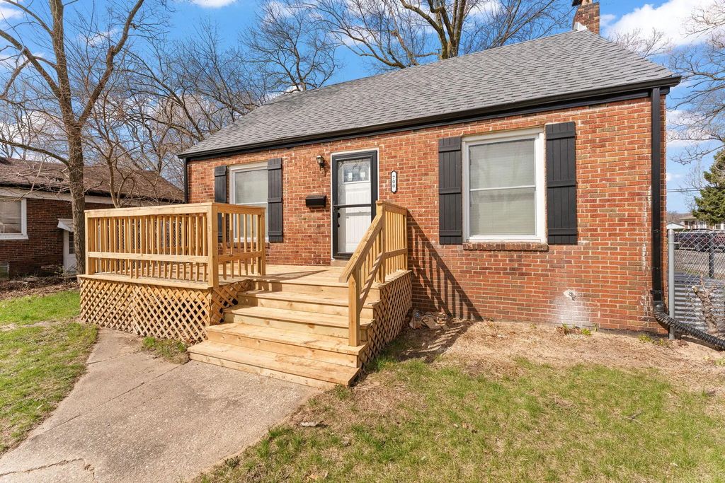 700 Ralston Street, Gary