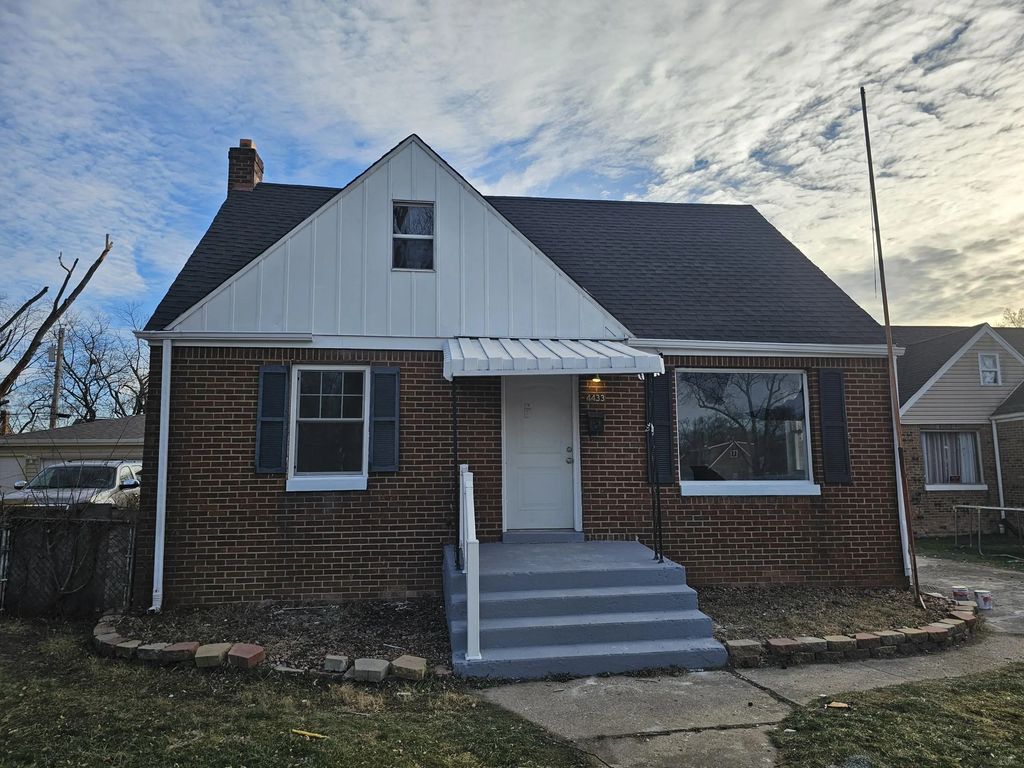 4433 Vermont Court, Gary