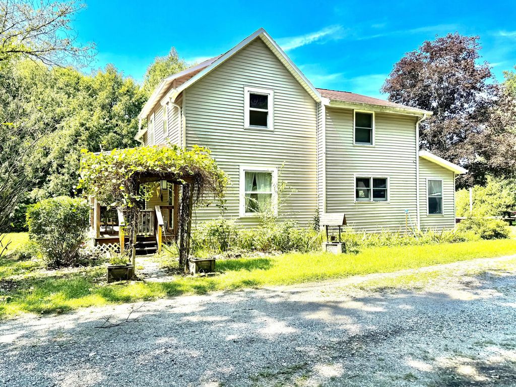 10140 E State Road 10, Culver