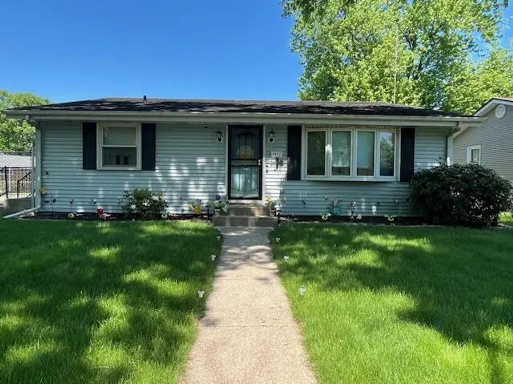 1417 Earl Road, Michigan City