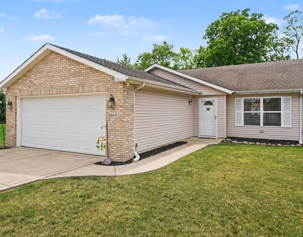 4669 W 73rd Court, Merrillville