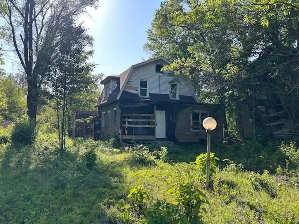 2648 Pierce Street, Gary