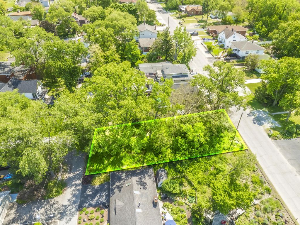 7710 Oak Avenue, Gary