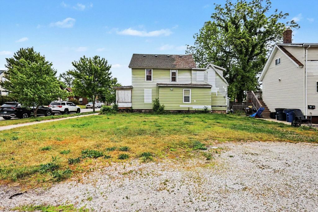 Tennessee (corner Lot) Street, Michigan City