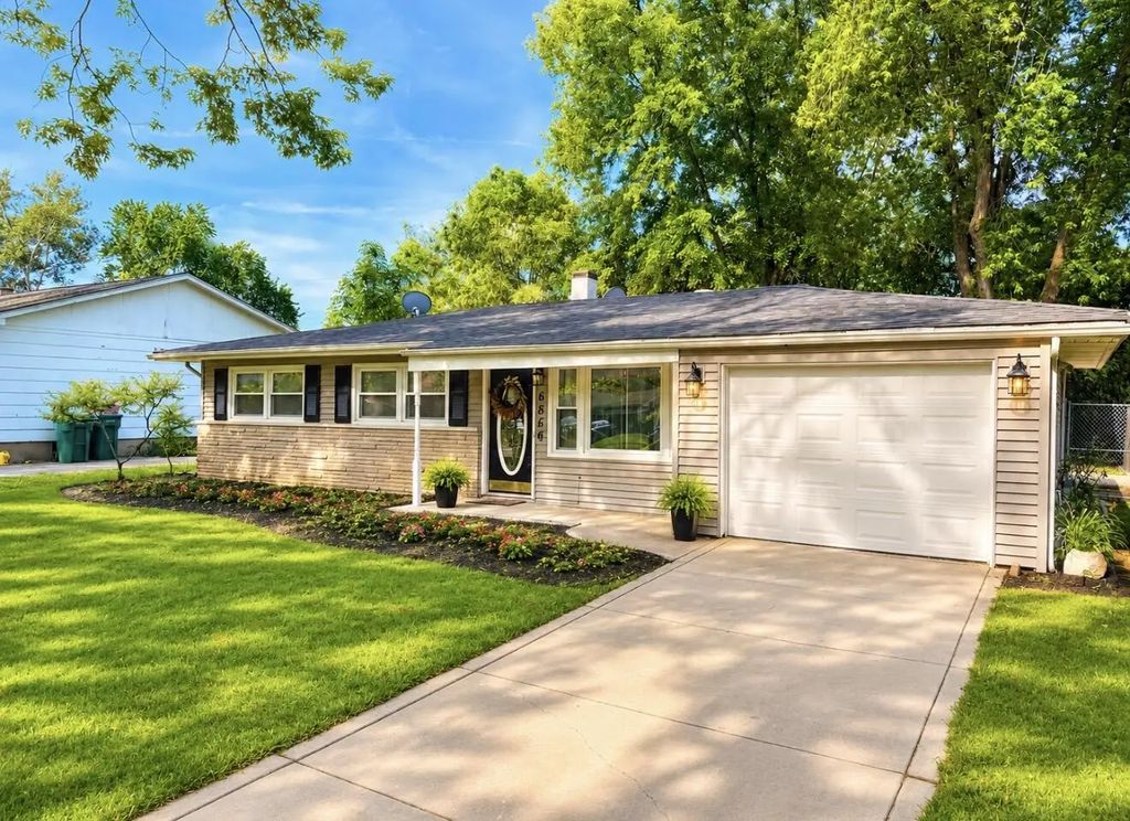 6856 Van Buren Street, Merrillville