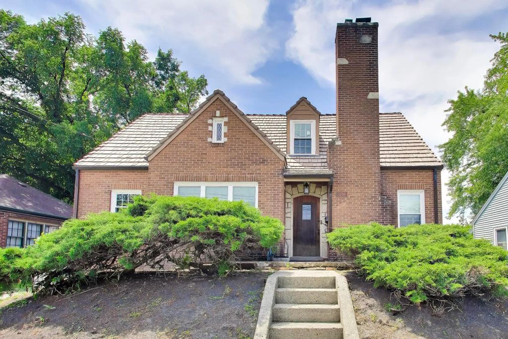 3290 Ridge Road, Highland