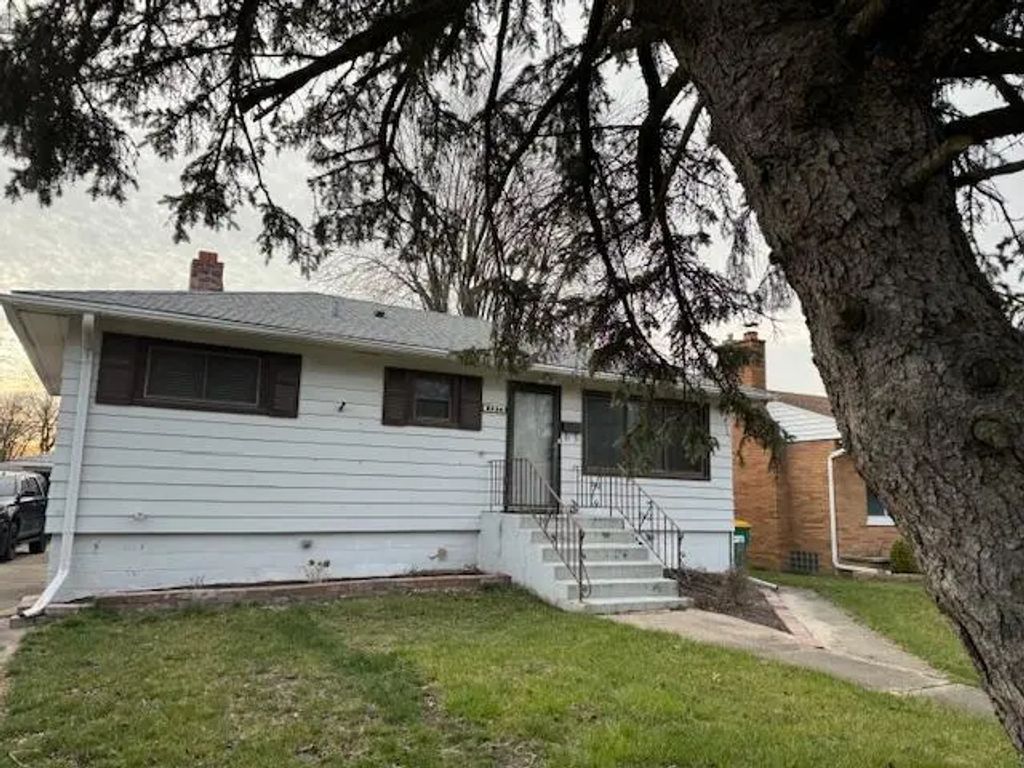 8334 Columbia Avenue, Munster