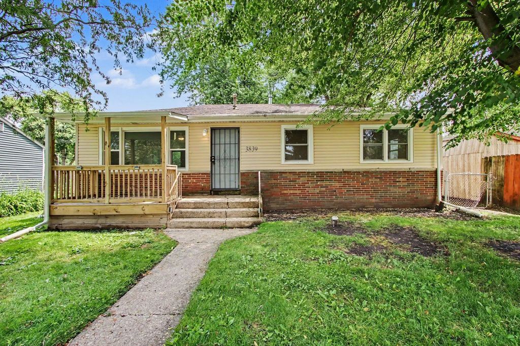 3839 W Taft Street, Gary