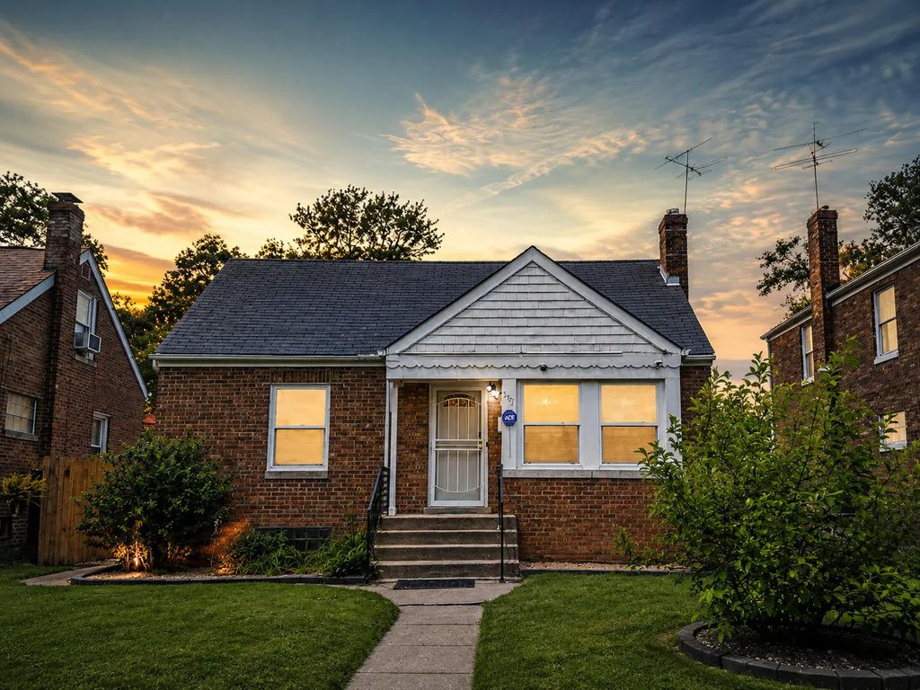 3776 Buchanan Street, Gary
