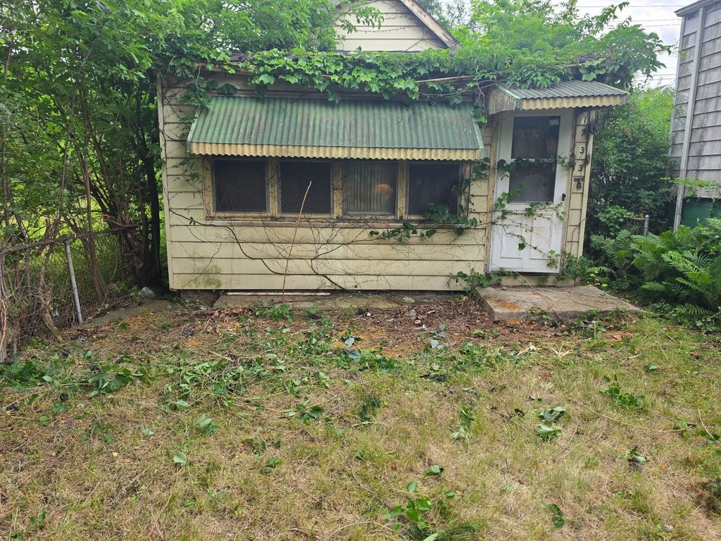 1733 Polk Street, Gary