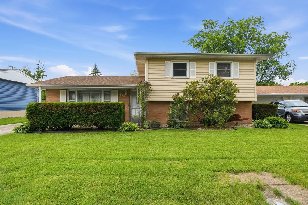 725 W 70th Avenue, Merrillville